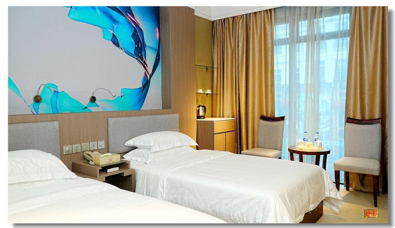 Pristinehotel Манила Екстериор снимка